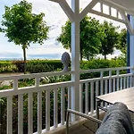 Seeschloss, App 01, Direkt An Der Strandpromenade, Toplage