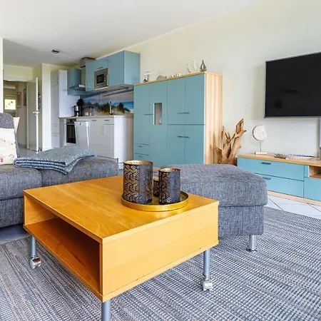 Appartement Seeschloss, App 01, Direkt An Der Strandpromenade, Toplage Binz