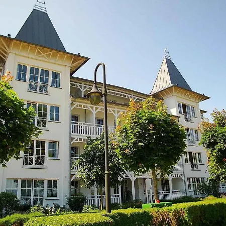 Seeschloss, App 01, Direkt An Der Strandpromenade, Toplage * Binz