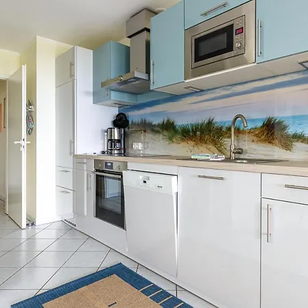 Appartement Seeschloss, App 01, Direkt An Der Strandpromenade, Toplage *